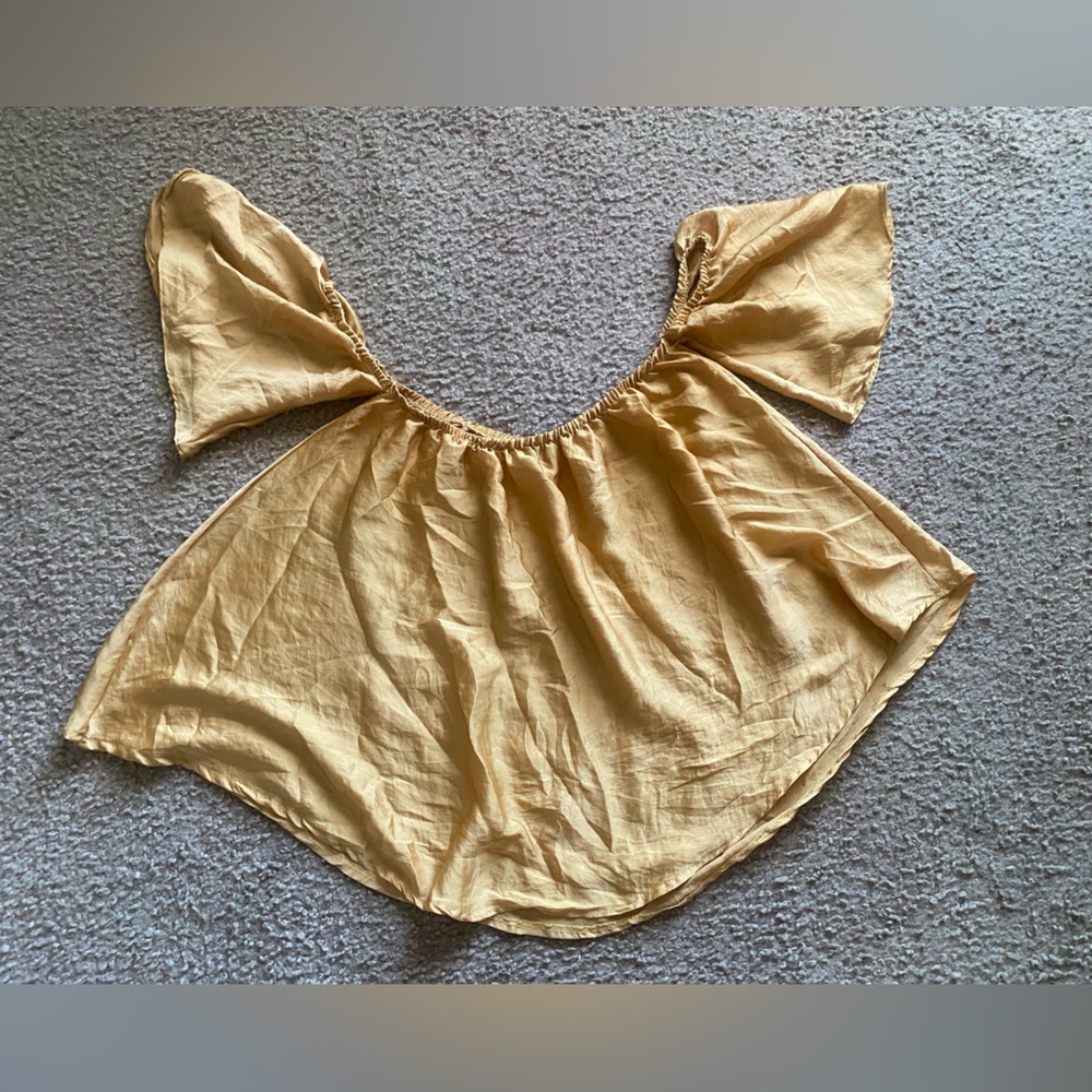 Gal Boss Golden Satin Off-shoulder Blouse Size M